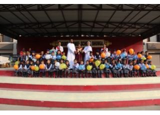 Farewell Celebration Of Mrs.Amita Benjamin From KG.Wings